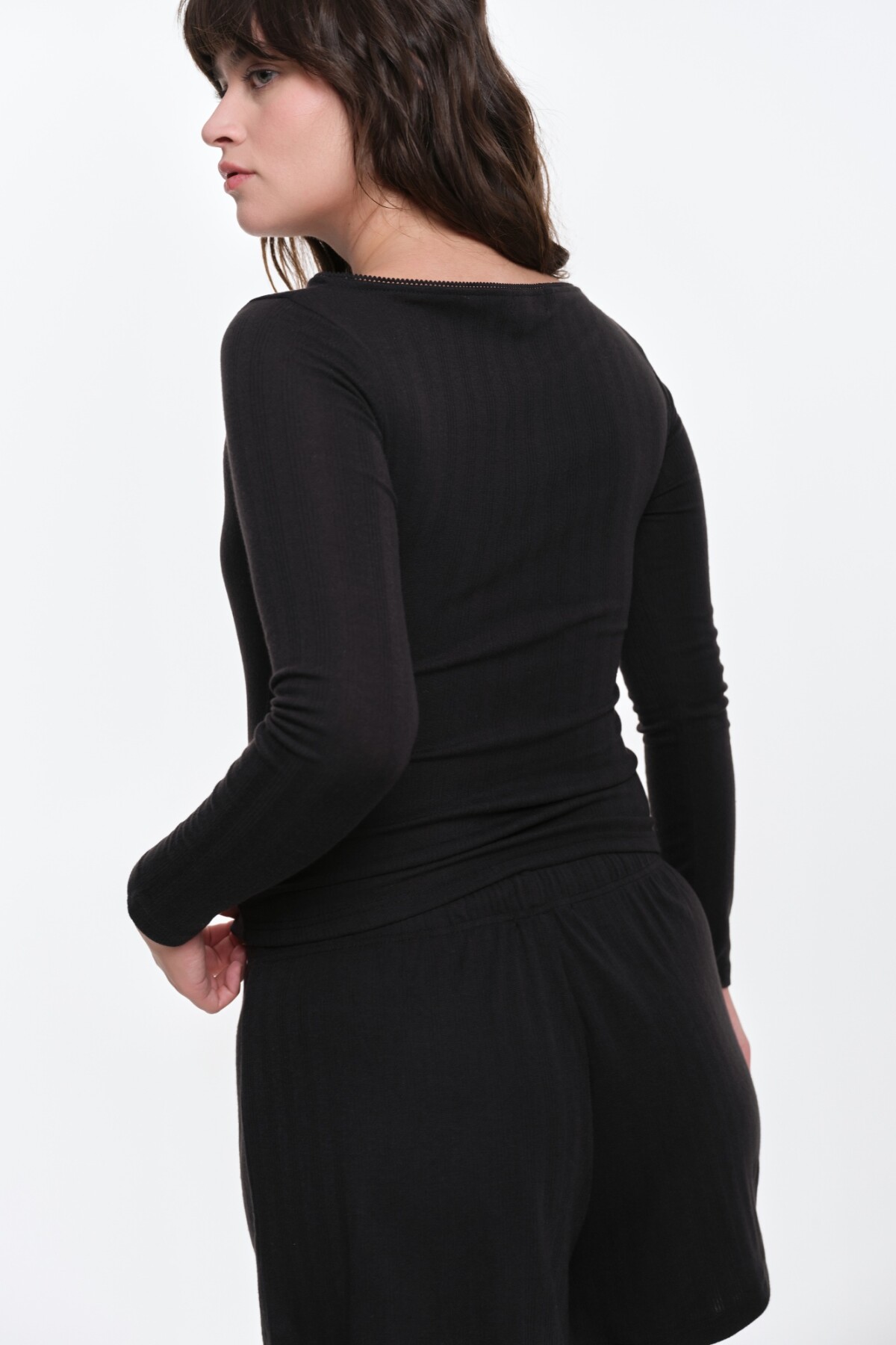 Remera Keswick Negro