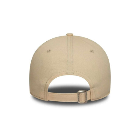 Gorra Team Outline 9Forty Neyyan Unisex Crema