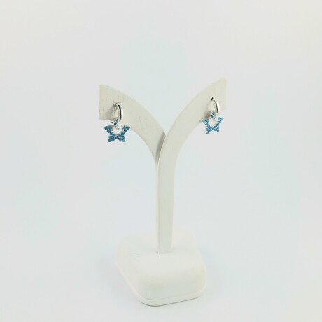 Par de aros Star en plata 925 con circonias. Par de aros Star en plata 925 con circonias.