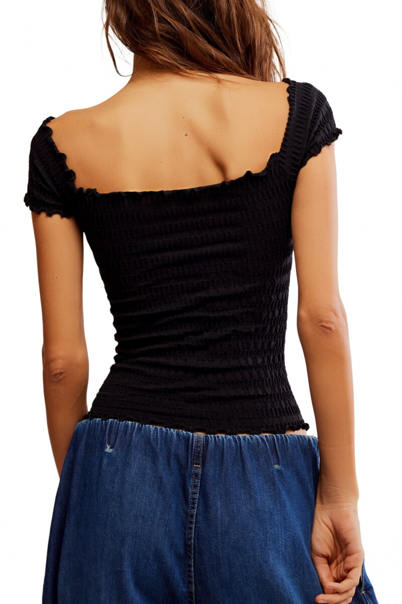 Remera Pucker Up Negro