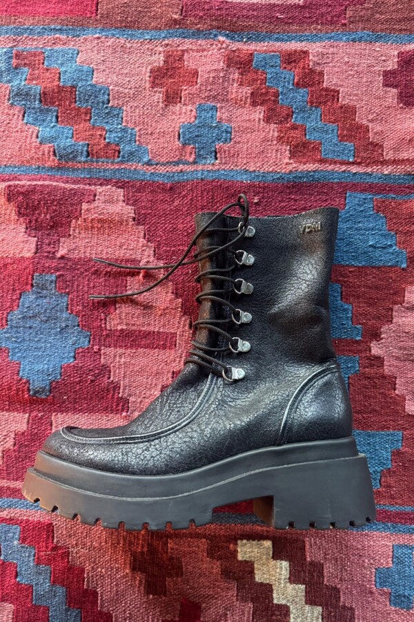 Storm Black
