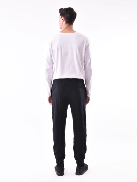 JOGGER BENTLEY NEGRO