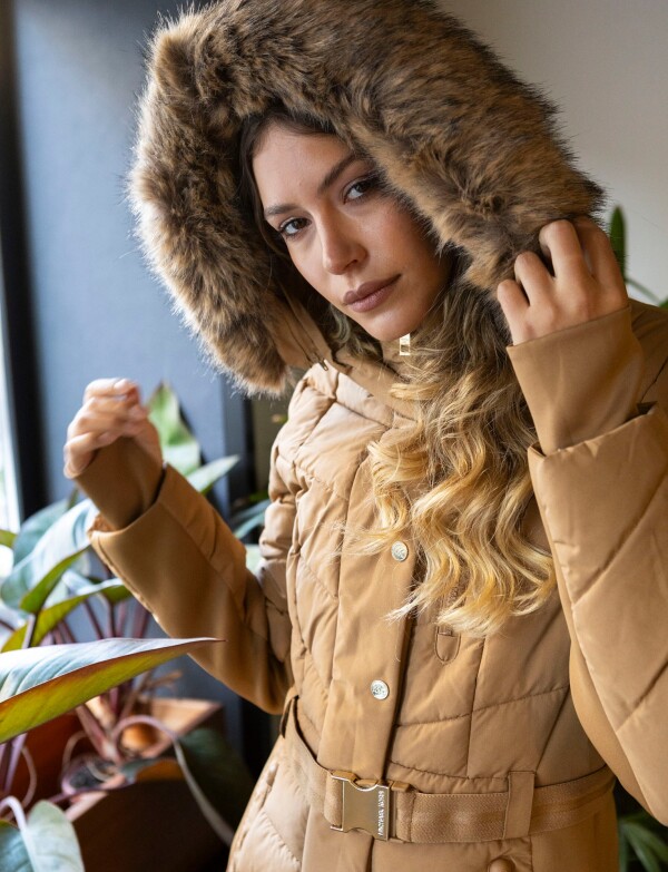 Campera Abrigo Capucha Piel TOSTADO