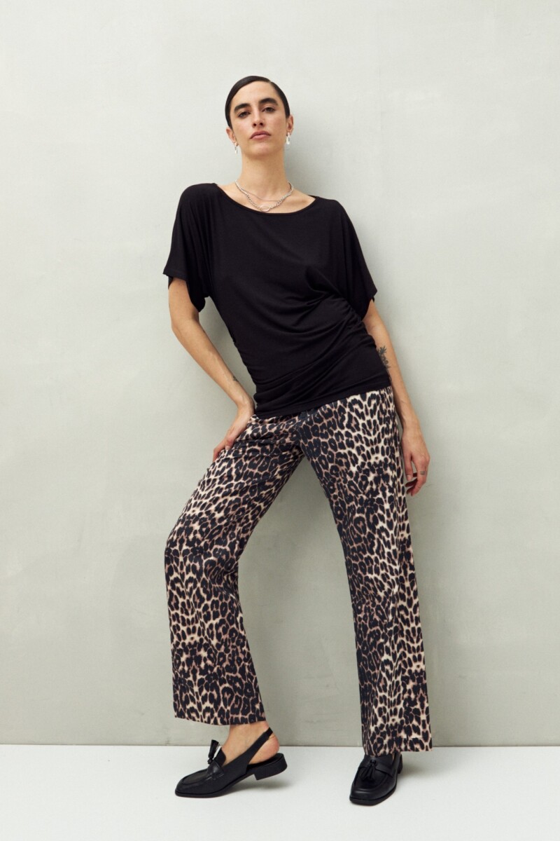 REMERA BINDER Negro