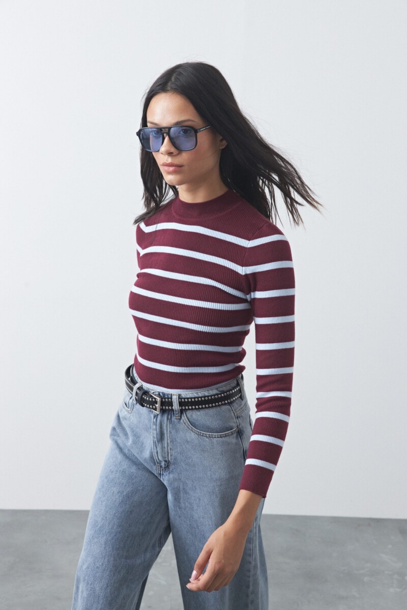POLERA TRINAS Bordó