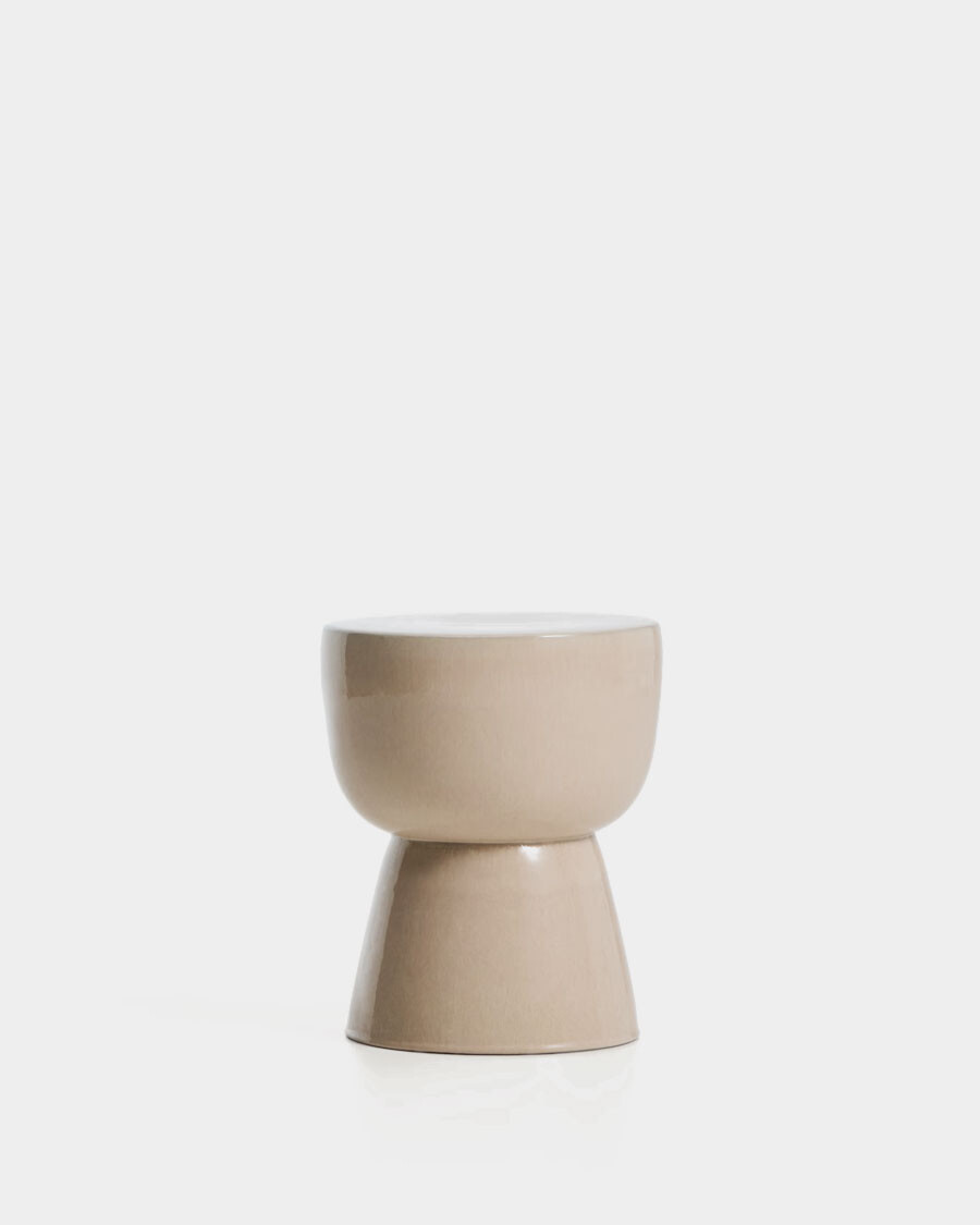 Mesa auxiliar exterior Mesquida de cerámica con acabado terracota glaseado Ø 35 cm con acabado crudo glaseado Ø 36 cm