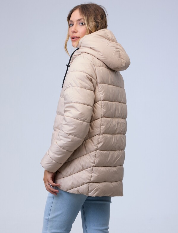 Campera Puffer Con Capucha Y Cuello Alto BEIGE