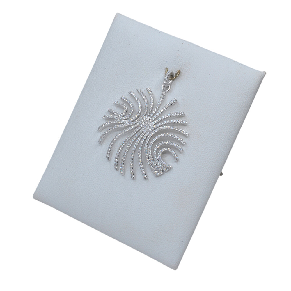 Colgante en oro 18k blanco con brillantes Colgante en oro 18k blanco con brillantes