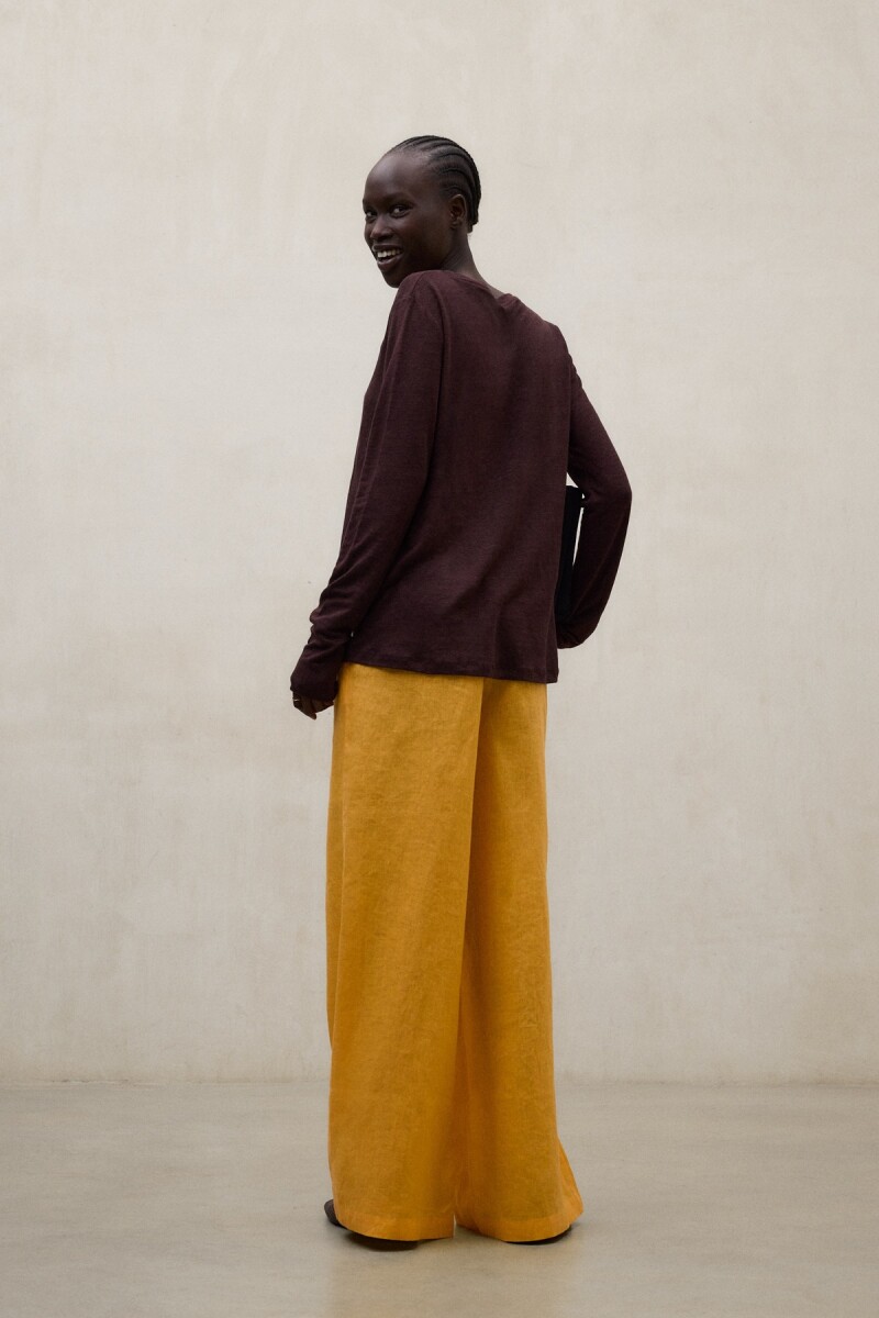 REMERA CALE Marron