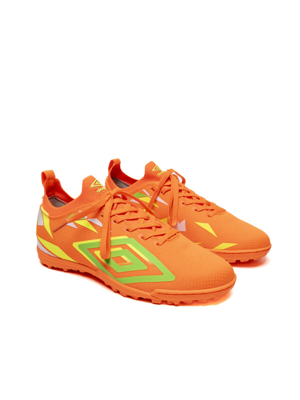 CALZADO HIT TF Umbro Hombre 8l3