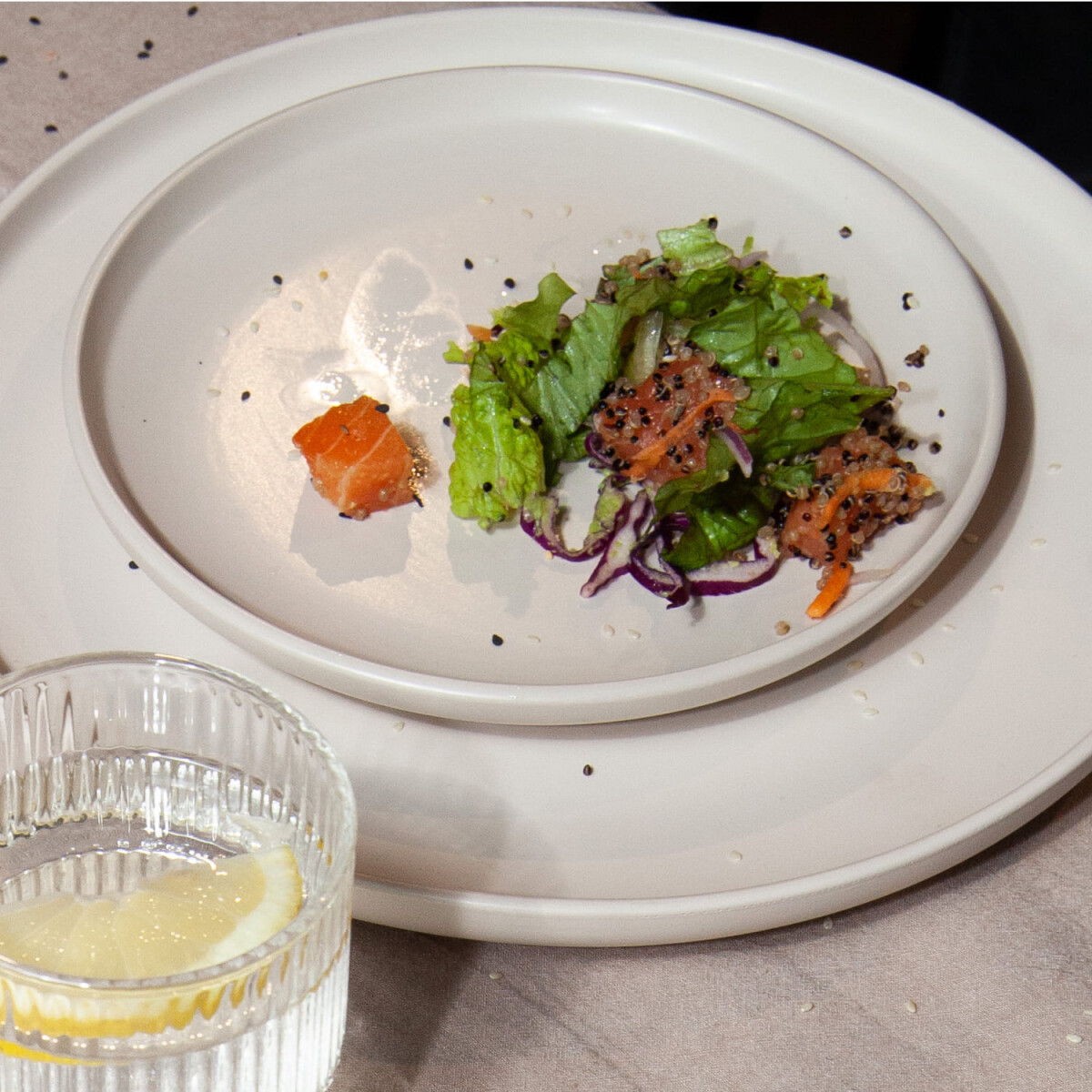 Plato de postre de cerámica 