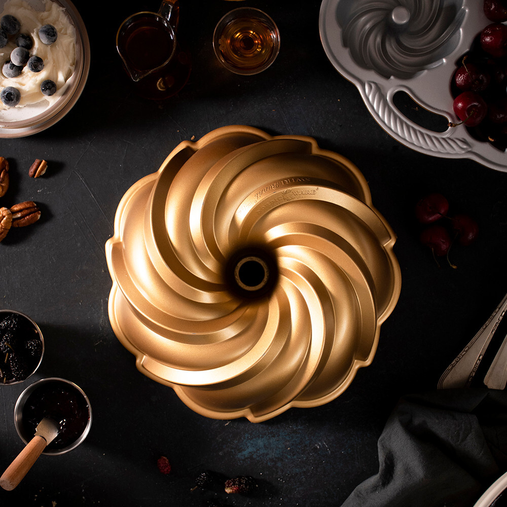 NORDIC MOLDE BUNDT SWIRL NORDIC MOLDE BUNDT SWIRL