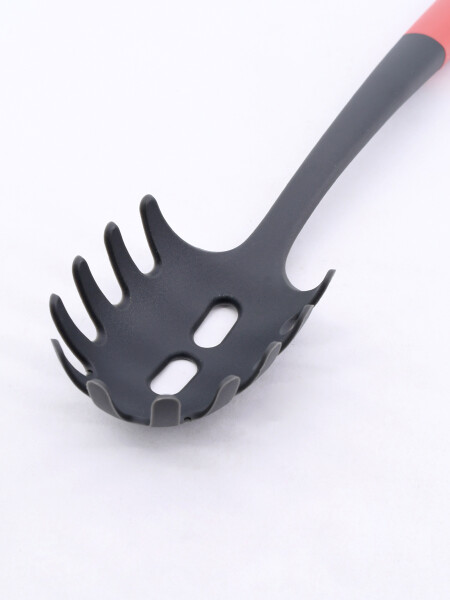 CUCHARON PARA PASTA BEIGE CLARO