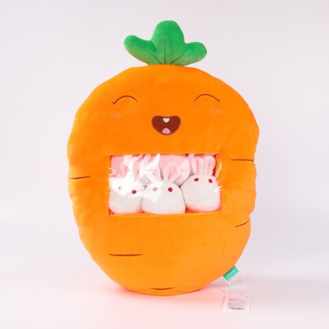 COJÍN DECORATIVO DE ZANAHORIA CON 6 ADORABLES CONEJOS COJÍN DECORATIVO DE ZANAHORIA CON 6 ADORABLES CONEJOS