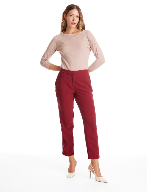 Pantalon Slim & Detalle Plisado BORDEAUX