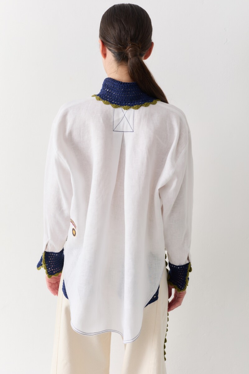 CAMISA EMBLEMA ARM Blanco