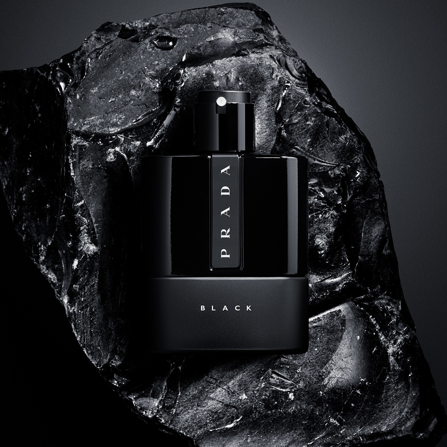 Perfume Prada Luna Rossa Black EDP 50ml — San Roque