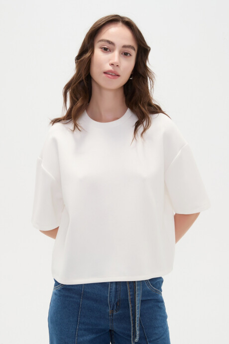 Remera Olipo Marfil / Off White