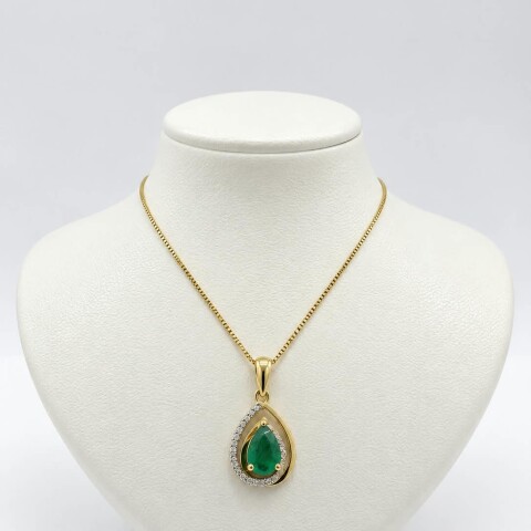 Conjunto con Esmeralda Oro 9 Kt Conjunto con Esmeralda Oro 9 Kt