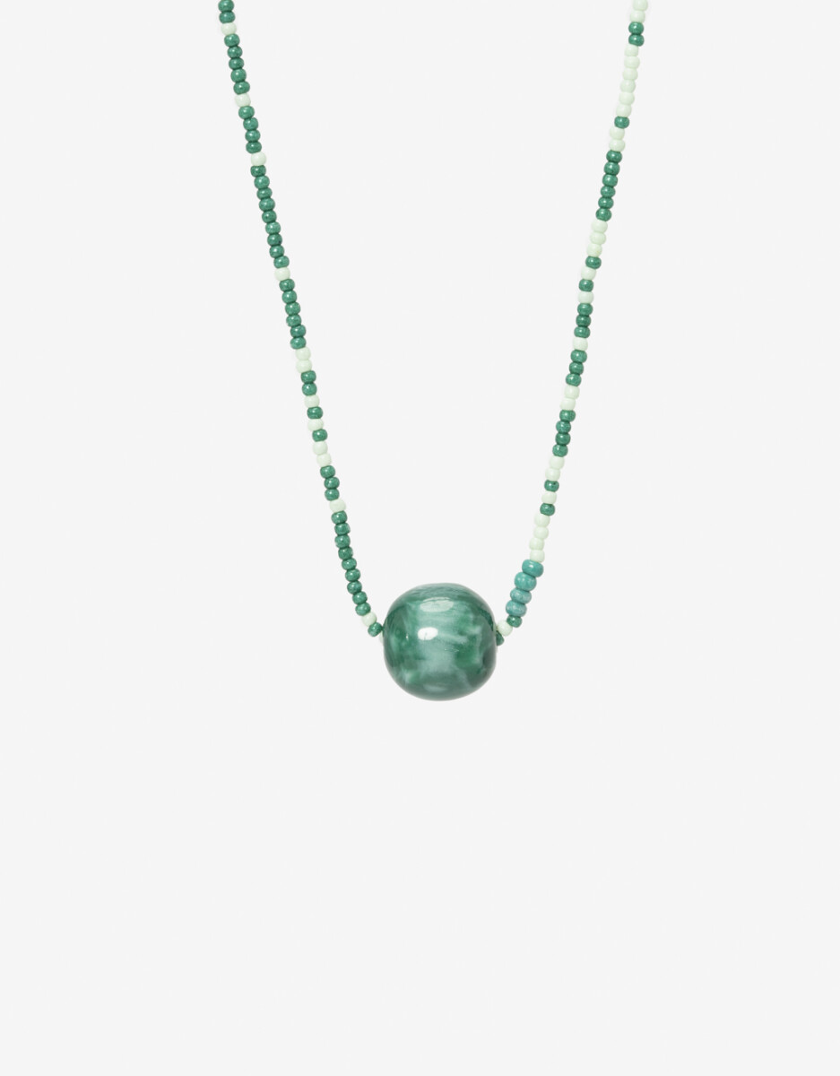 Collar Corto Resina Y Beads 