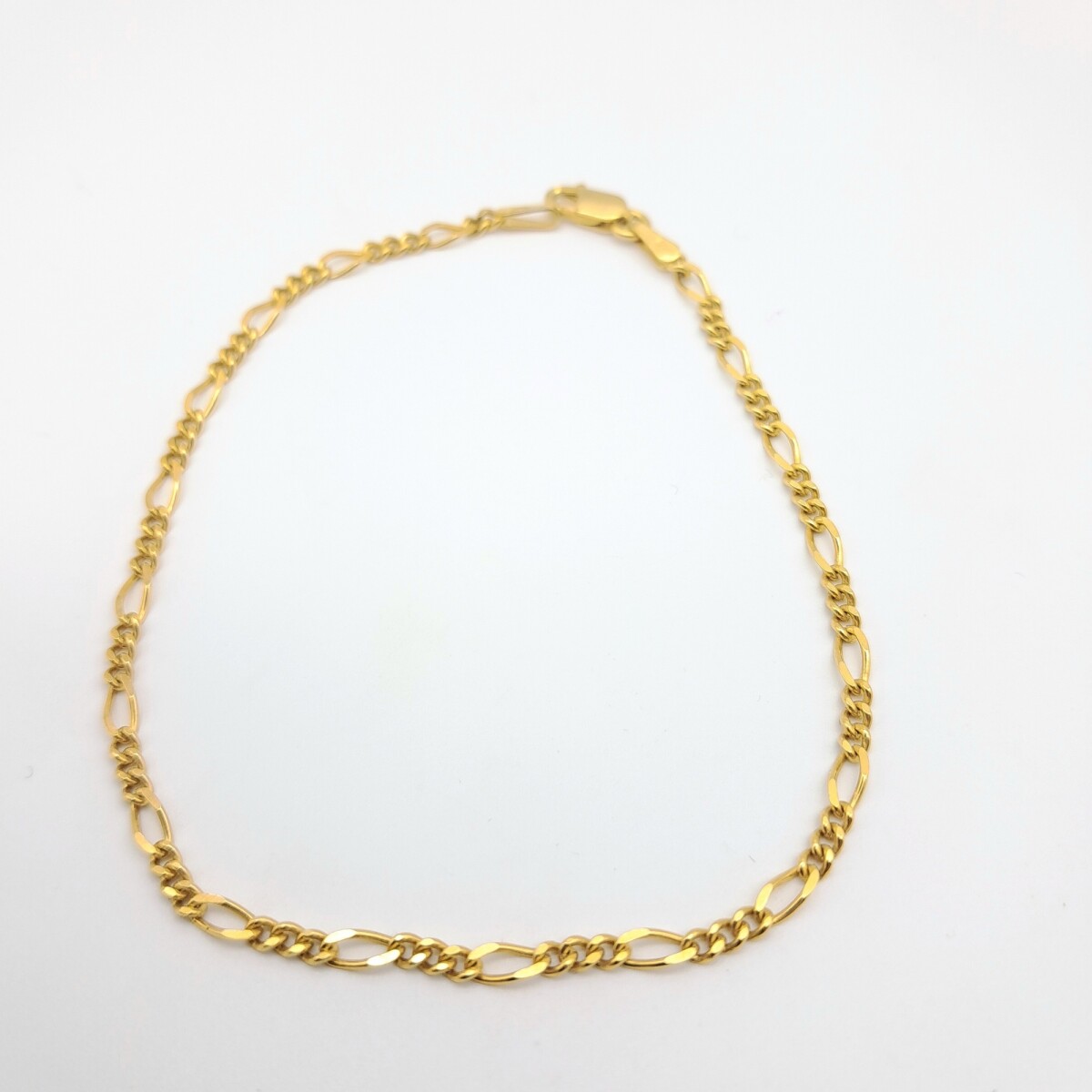 Pulsera de oro 9 ktes, FIGARO. 