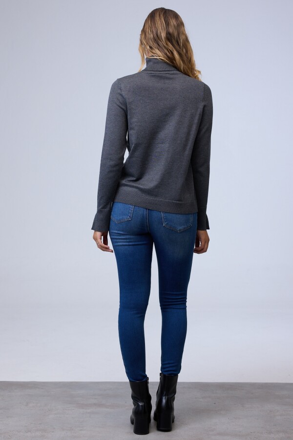 Polera Basica GRIS OSCURO