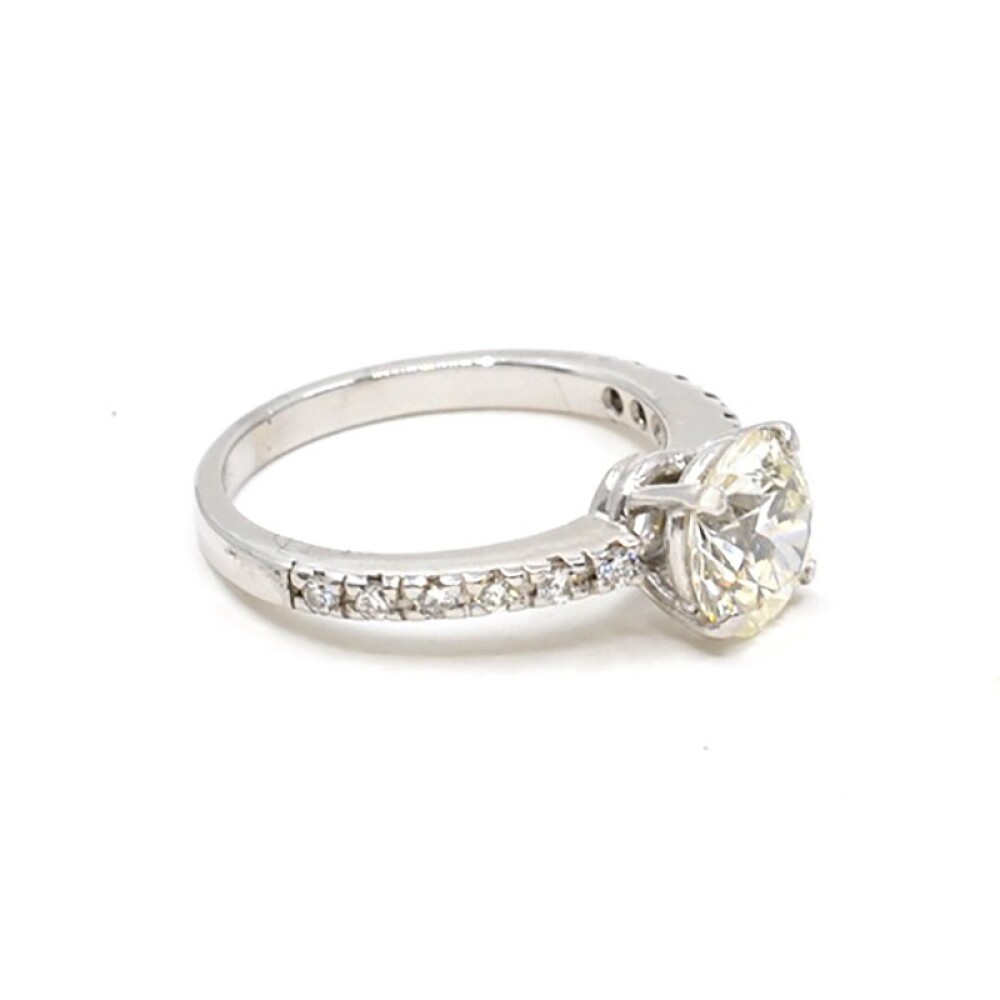 Anillo Oro 18K Y Brillantes 2 Ct Aprox. Anillo Oro 18K Y Brillantes 2 Ct Aprox.