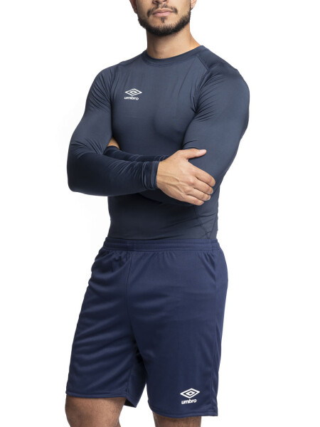 T-Shirt Térmica Manga Larga Umbro Hombre sin sponsors