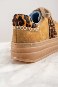 Zapatilla Combinada Cuero Camel