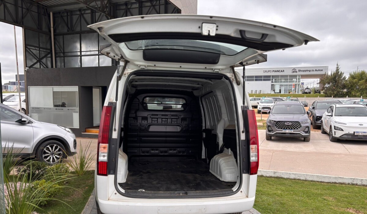 Hyundai Staria 2.2 Diesel Furgon - 2024 Hyundai Staria 2.2 Diesel Furgon - 2024