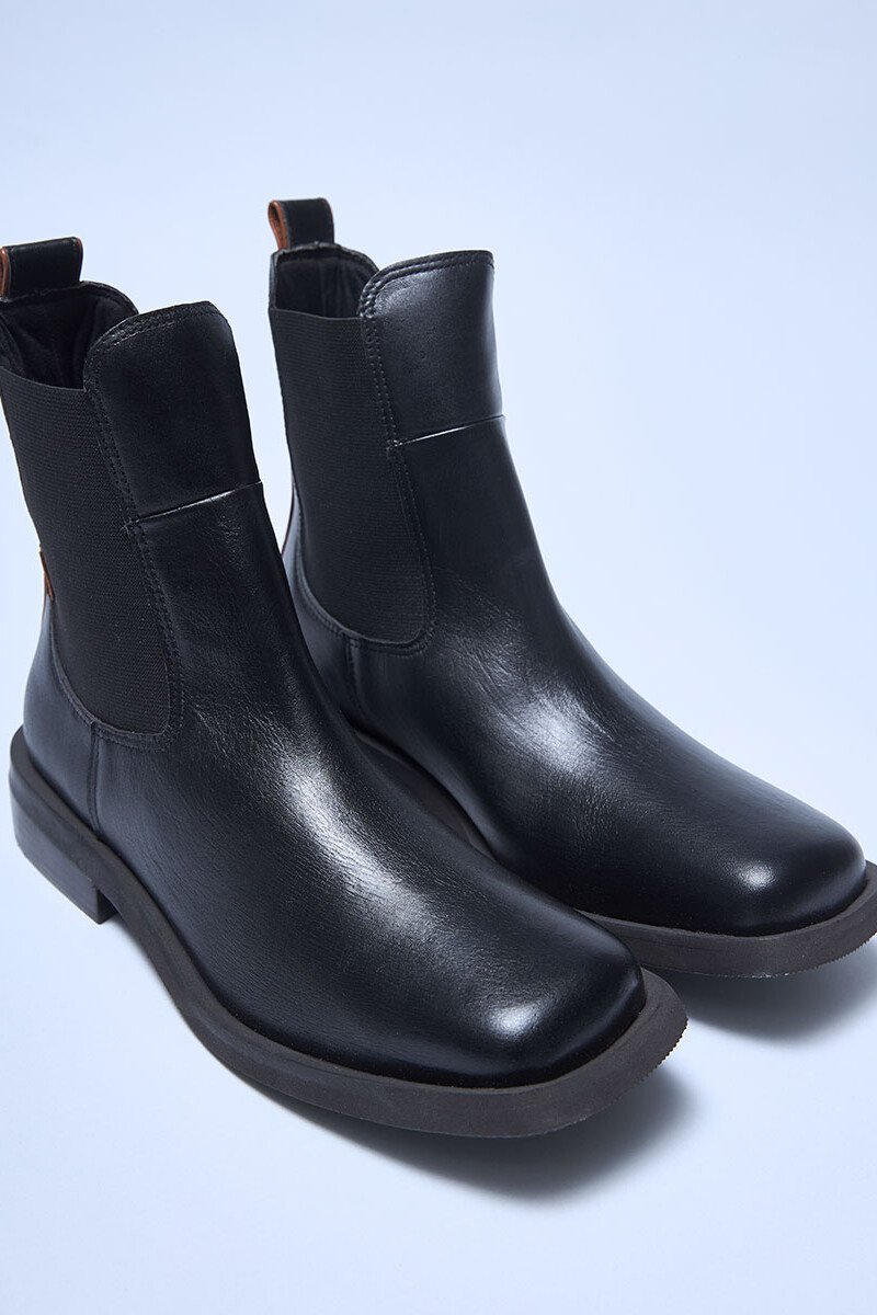 Brio Black