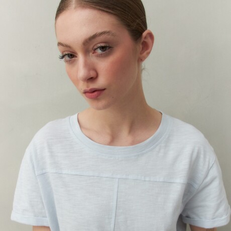 REMERA LISBOA Celeste