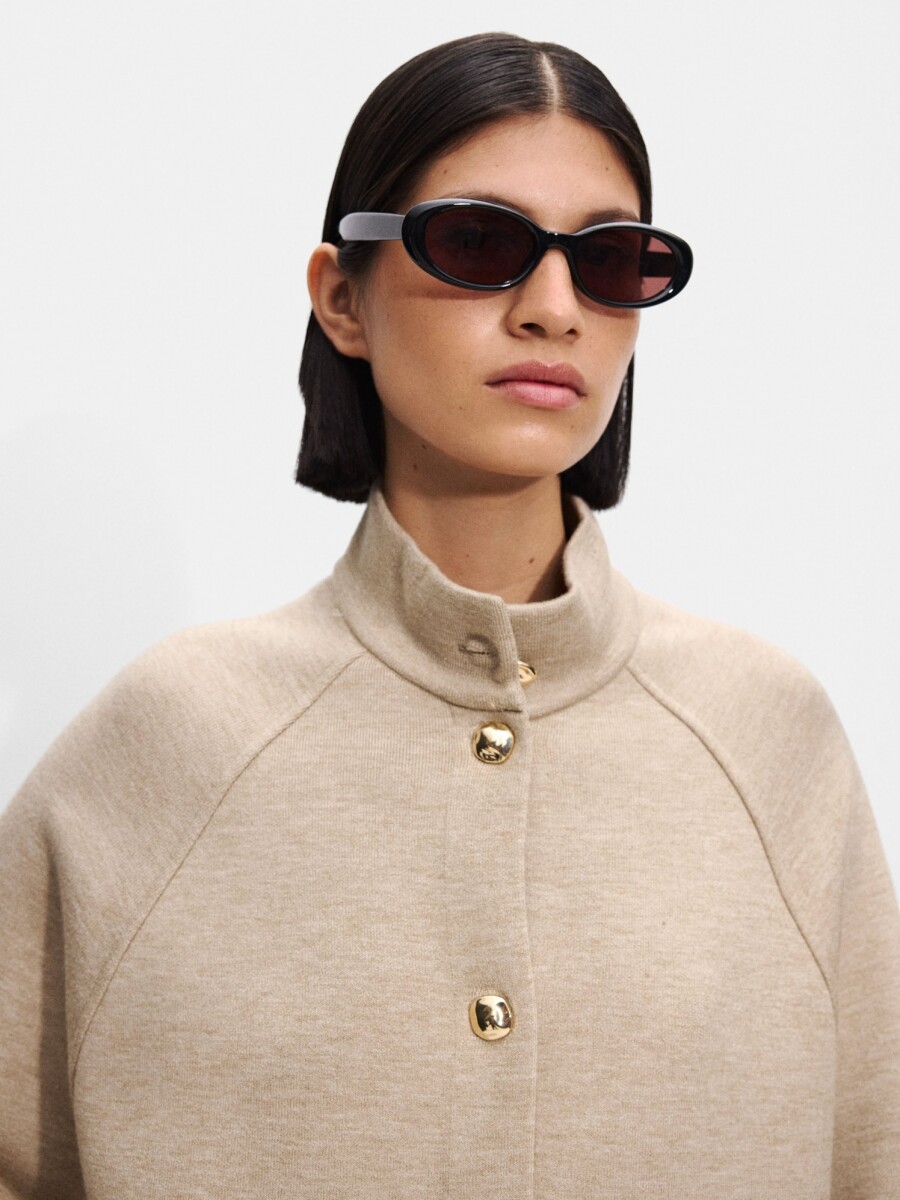 Poncho De Punto De Cuello Alto camel