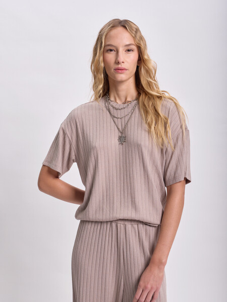 Remera oversize lanilla Taupe