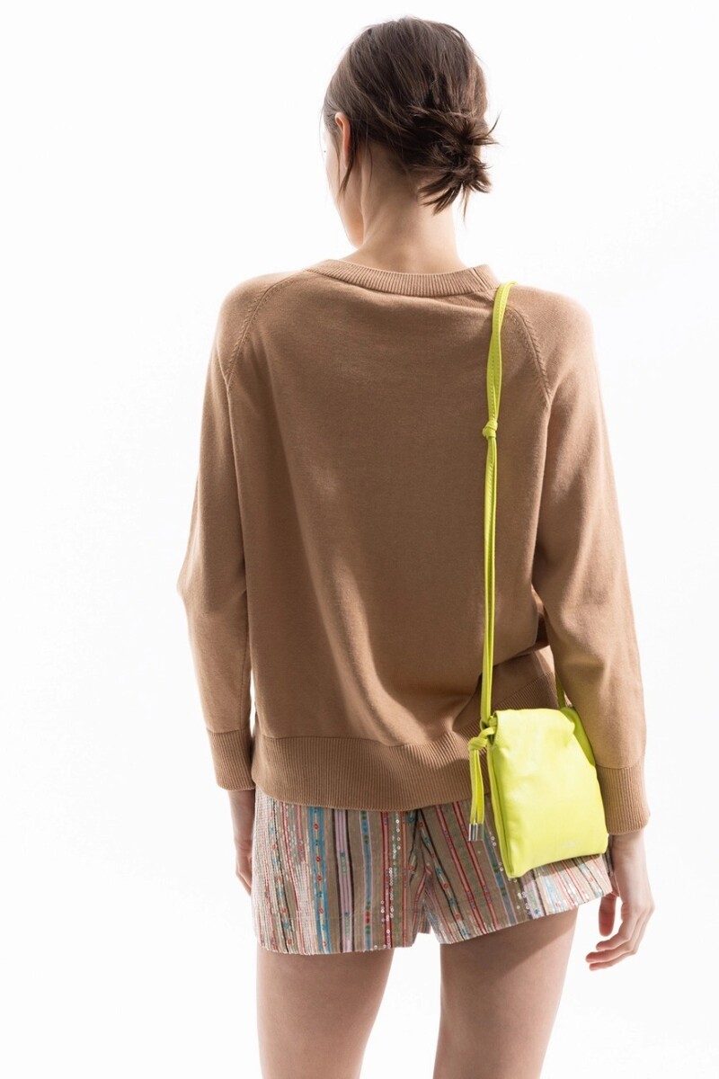 SWEATER PRETO Camel