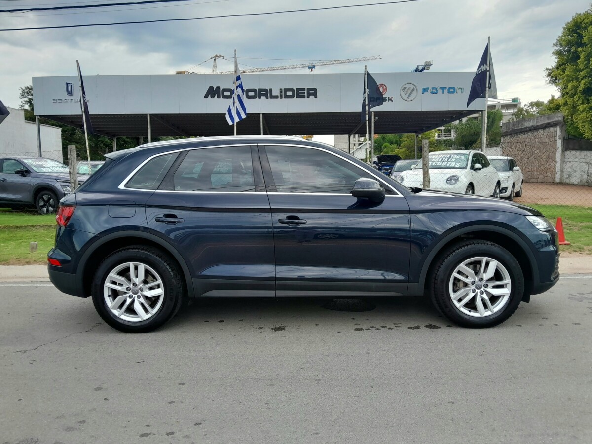 Audi Q5 2.0 Premium TFSI Quattro AT | Permuta / Financia Audi Q5 2.0 Premium TFSI Quattro AT | Permuta / Financia