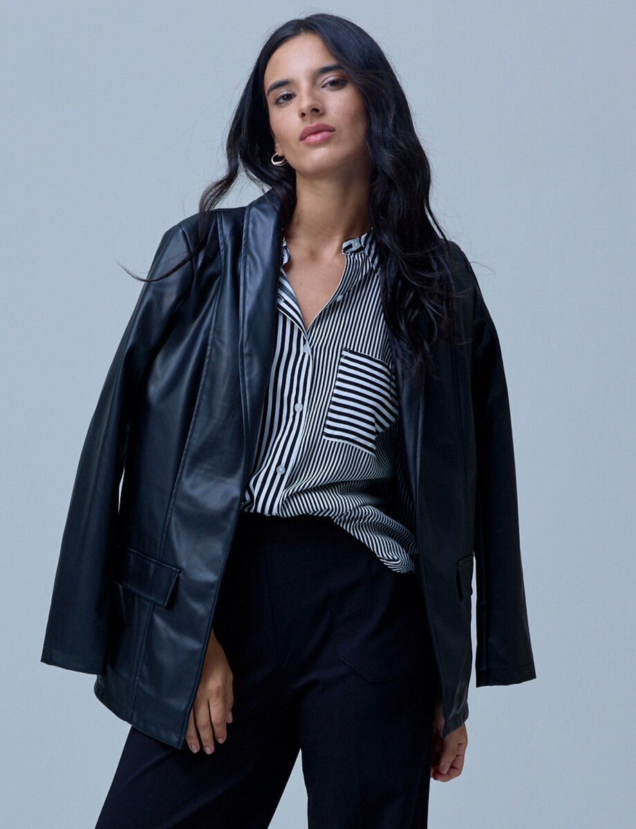 Blazer Eco Cuero Oversized - Negro 