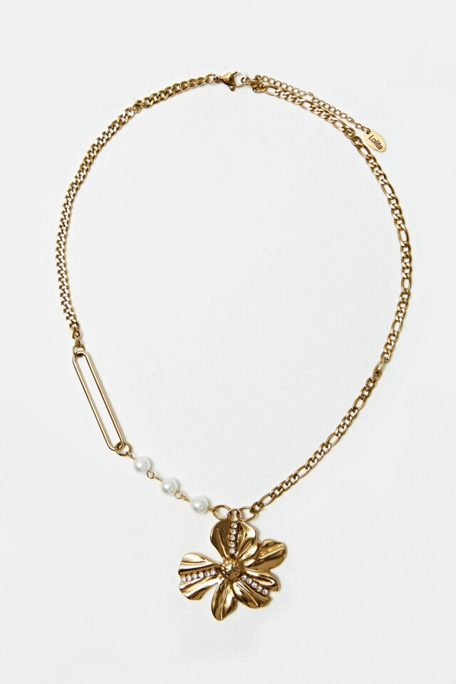 Collar acero con dije floral y perlas dorado
