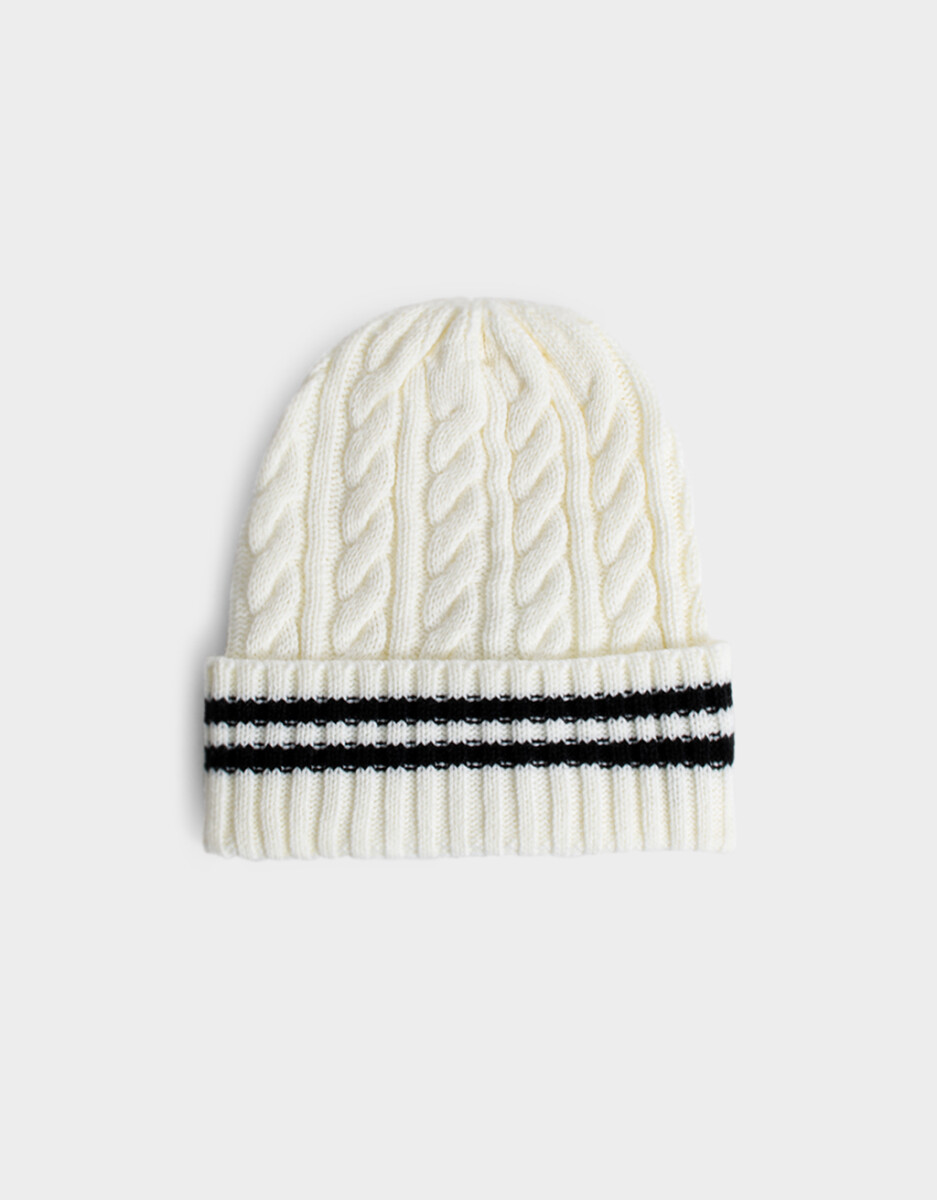 Gorro Tejido Varsity Crudo 
