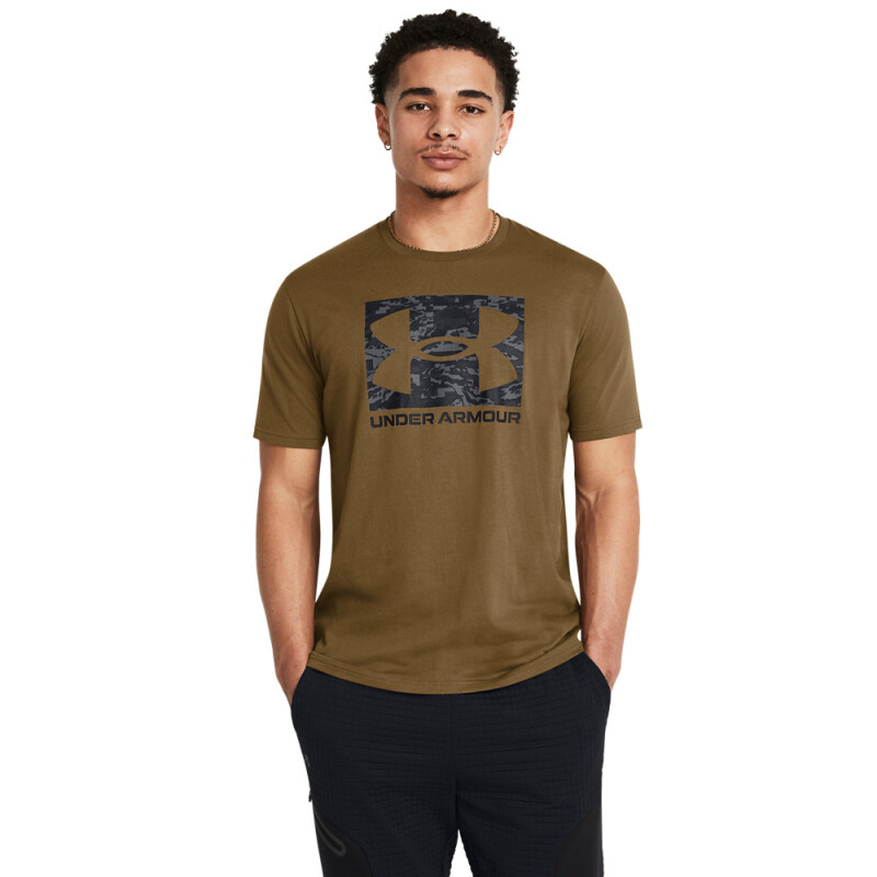 UA ABC CAMO BOXED LOGO SS-BRN BRN-498