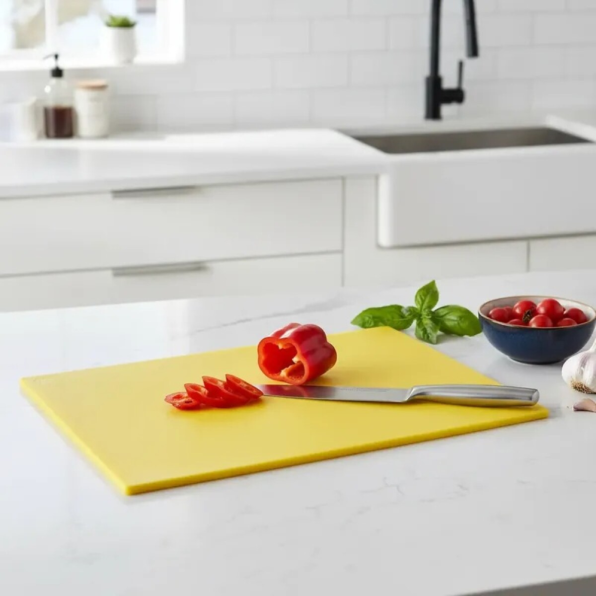 Tabla de picar en polipropileno Amarilla - F/CBYL-1824 
