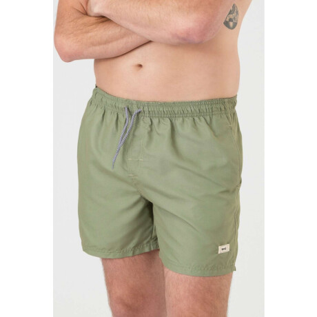 Short basic liso Verde mili/esmeralda