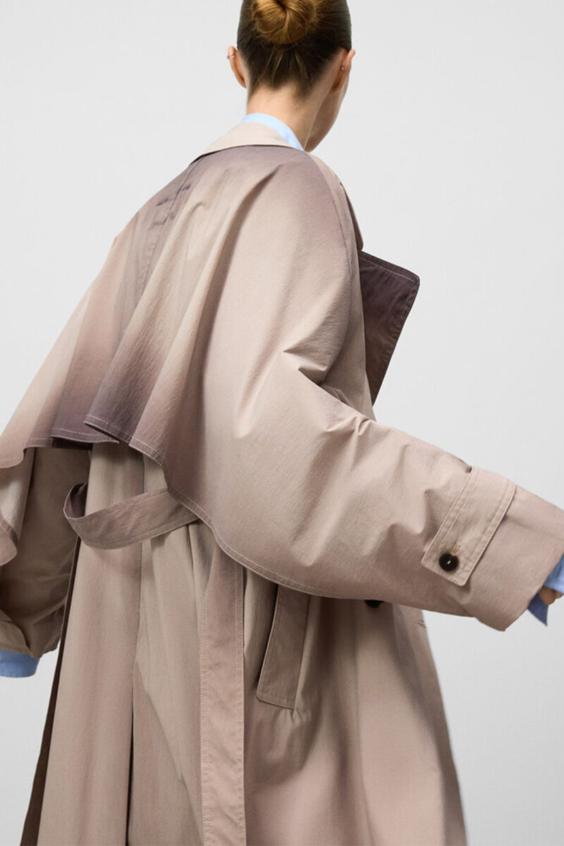 GABARDINA Gris Topo