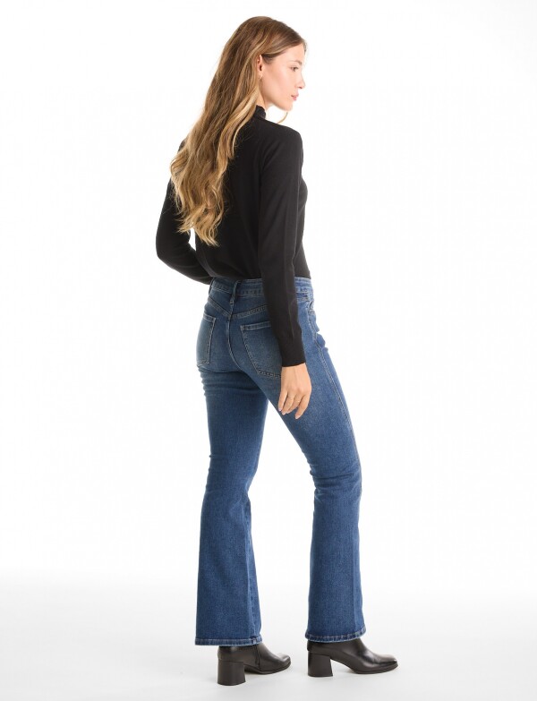 Jean Bootcut Costura Frontal JEAN OSCURO