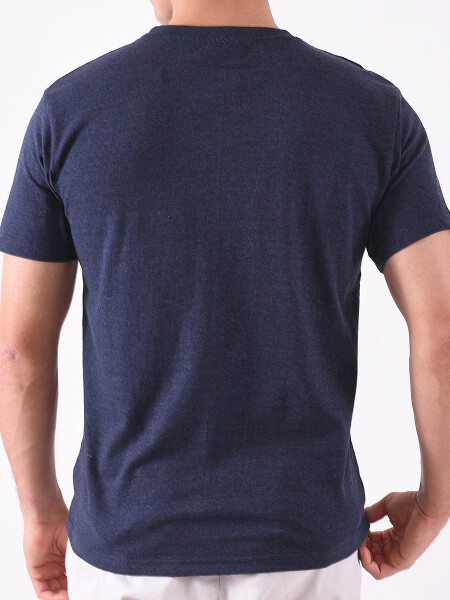 REMERA SEEK AZUL OSCURO