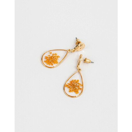 Aros Cortos Con Flores Dorado