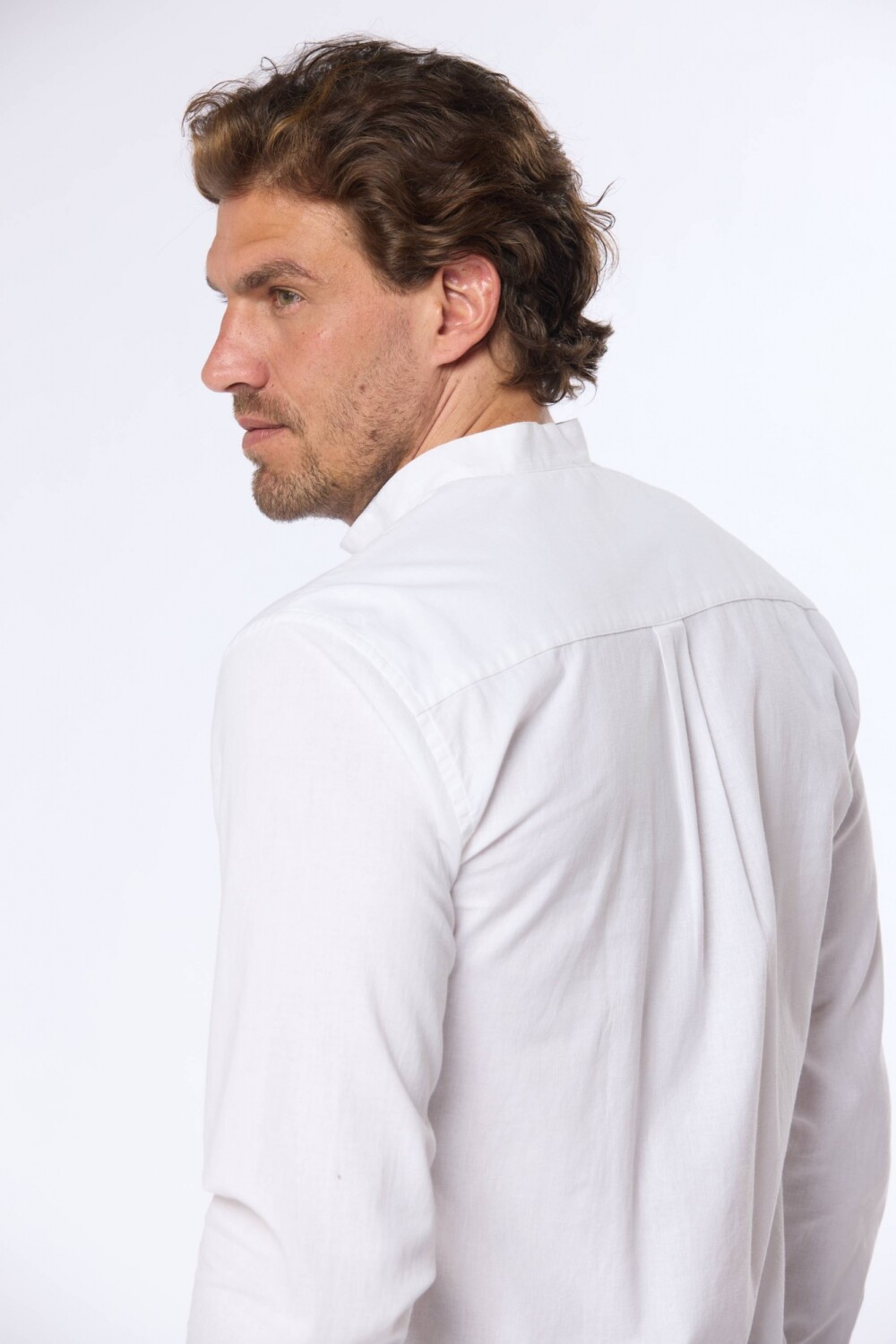 CAMISA DE LINO CUELLO MAO Blanco
