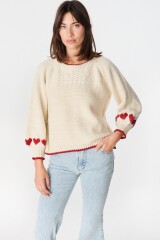 Sweater Hearts Crudo