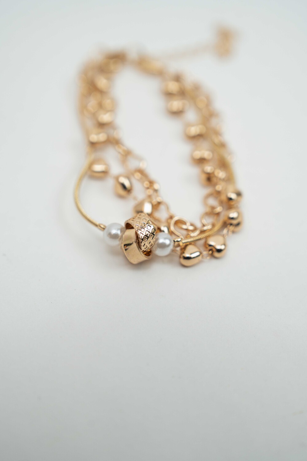Brazalete Perlu Dorado