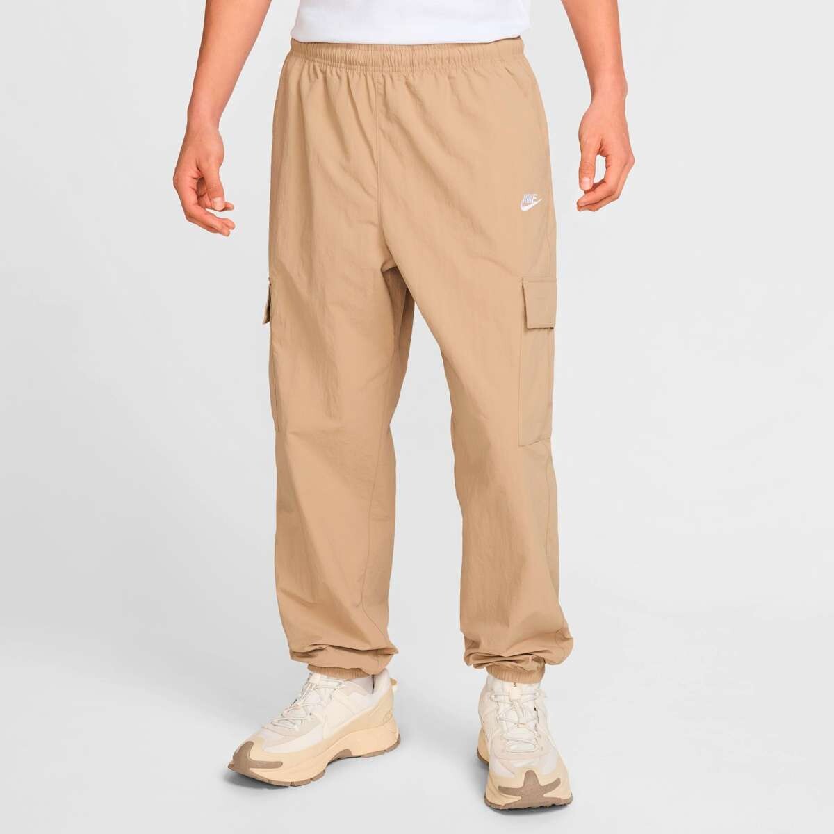 Pantalón Nike Club Woven Cargo de Hombre - Crema 